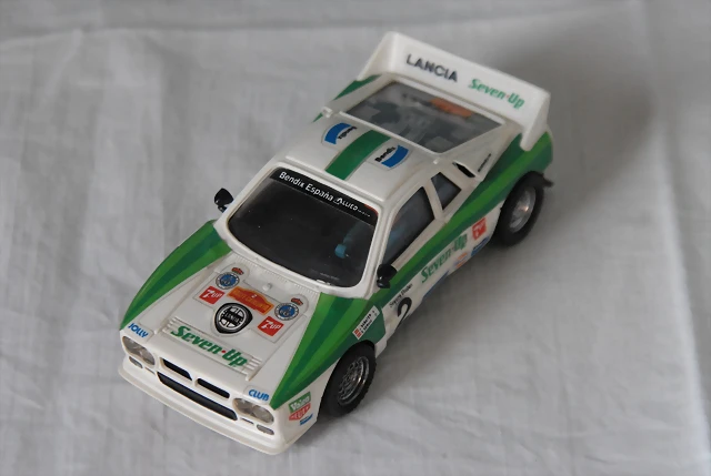 4082 lancia 037