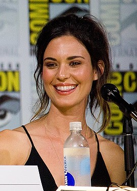 375px-Odette_Annable_SDCC_2017