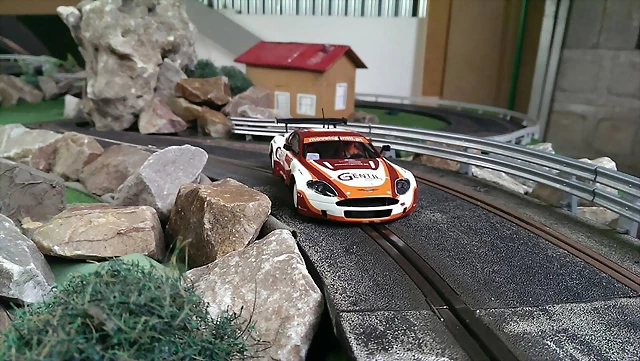 aston aston