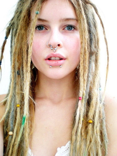 27809-12-chicas-con-rastas