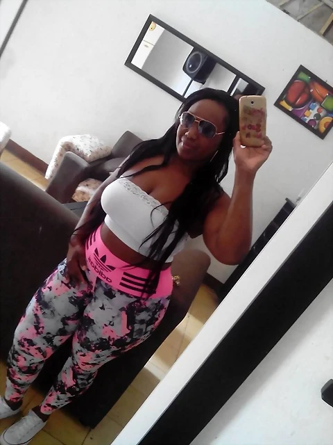 Maira Lucumi mmmmmmmmmmmmmmm (1) Maira Lucumi mmmmmmmmmmmmmmm (1)