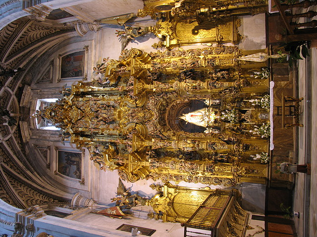 Retablo Virgen del Rosario