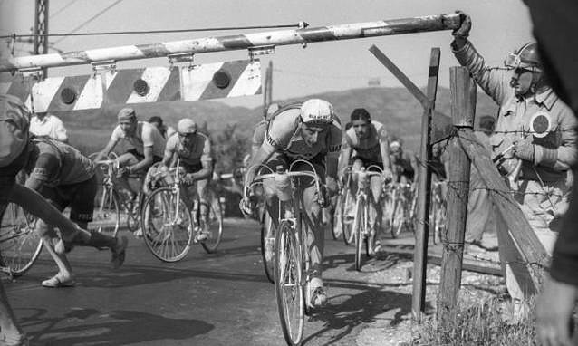 Coppi-Bianchi-Paso a nivel