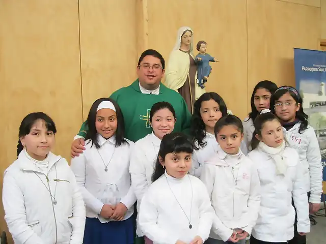 Nias de la parroquia San Juan de Mata forman un nuevo grupo (4)