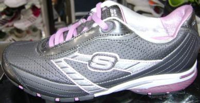 SKECHER 01 $150.000