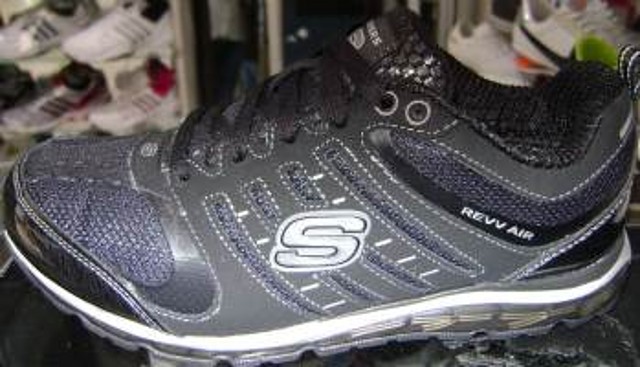 SKECHER 02 $150.000