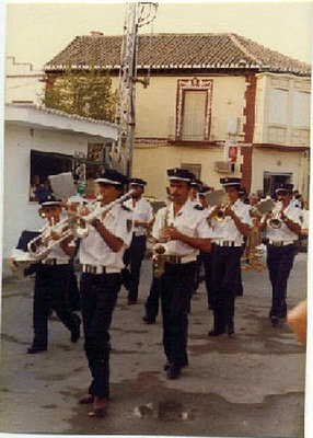 Desfile en el I Certamen de Bandas de Churriana