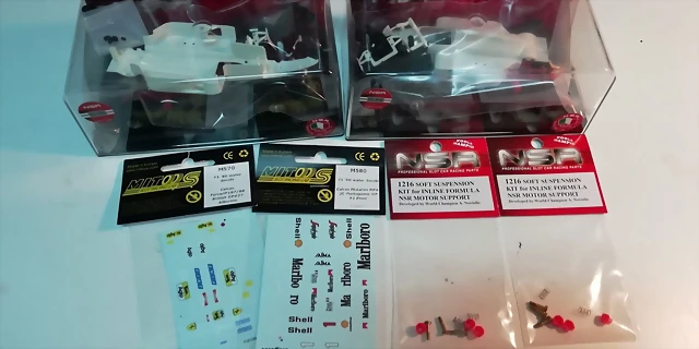 Lote 2 Formula1 NSR 86-89 White Kit calcas y suspensiones Lote 2 Formula1 NSR 86-89 White Kit calcas y suspensiones