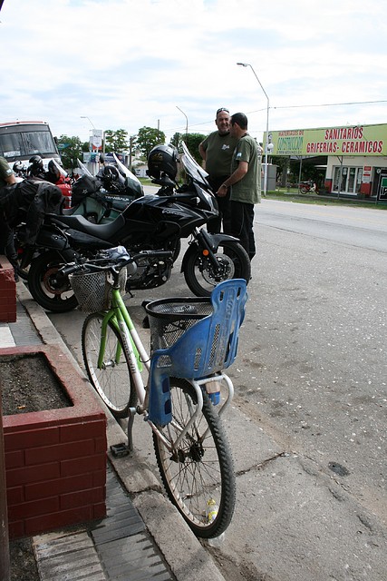 La bici mas linda que esa motoneta..