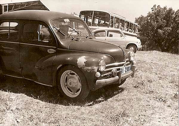 Renault 4-4 BI 21814 ?