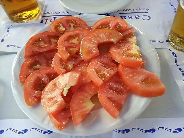 Tomate aliñado Tomate aliñado