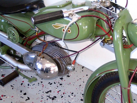 1951_Imme_R100_Motorcycle_For_Sale_Engine_resize