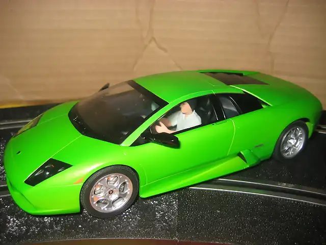 LAMBORGHINI MURCIELAGO AUTOART 25 euros.