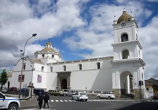 Latacunga, Catedral ext
