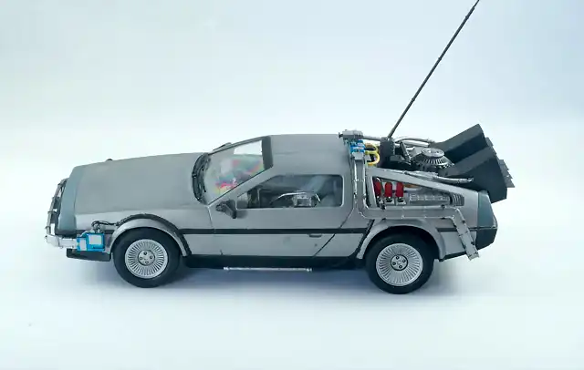 Delorean-41