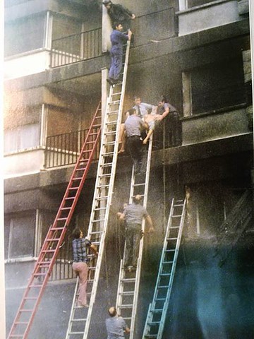 PARTICULARES AYUDAN AL RESCATE PARTICULARES AYUDAN AL RESCATE