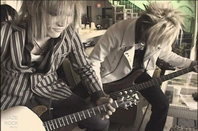 the gazette (33) the gazette (33)