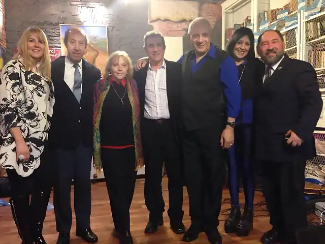 Lali Martnez Enrquez, Roberto Bascoy, Soledad Del Valle, Hugo Zamudio, Fabiana Amat y Miguel Gadea Sandler Perfiles del Tango.