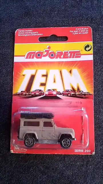 Land Rover Safari MAJORETTE (3)