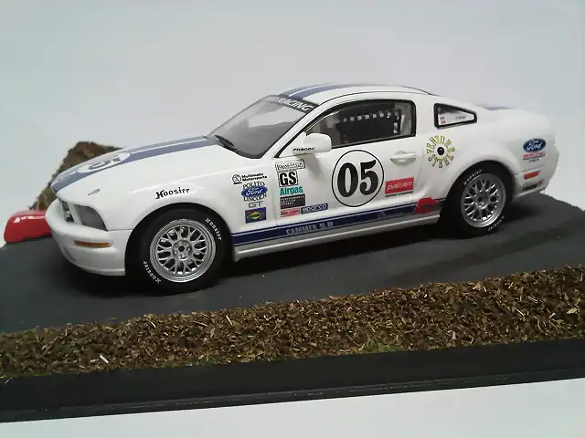 Ford Mustang FR500C 01