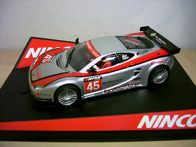 ASCARI KZ1 GIGAWAVE (NINCO) Ref 50444