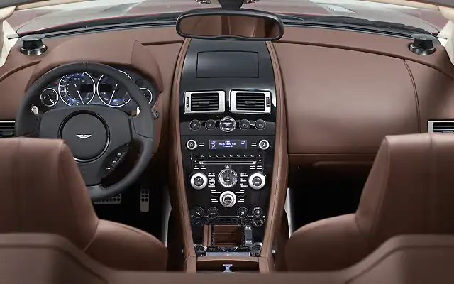 aston_martin_dbs_volante-interior