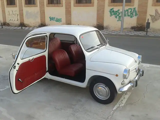 Seat 600 (6)