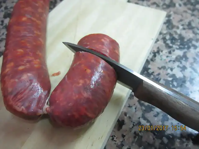 CORTANDO CHORIZO