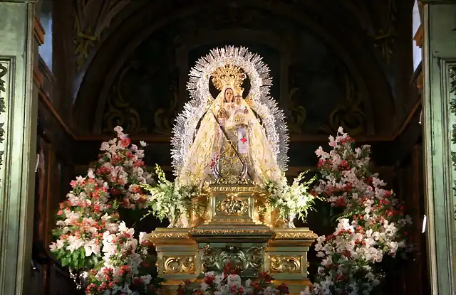 24, la Virgen 1