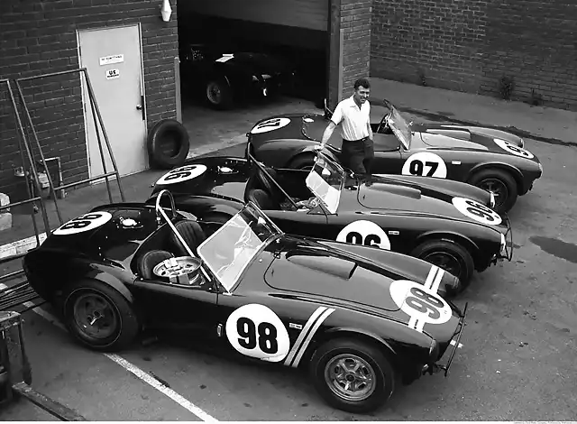 Carroll-Shelby-1963a