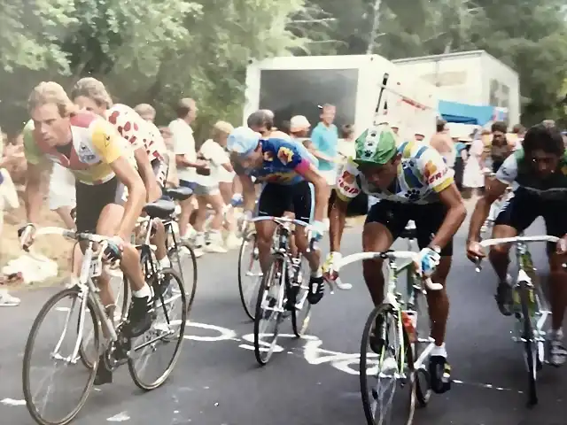 Perico-Tour1988-Puy Dome-Theunisse-Rooks-Lejarreta2