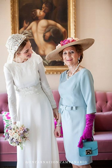 Vestidos y Peinados de Madrinas de Honor Montilla