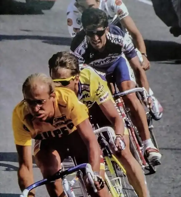 Perico-Tour1989-Lemond-Fignon-Theunisse3