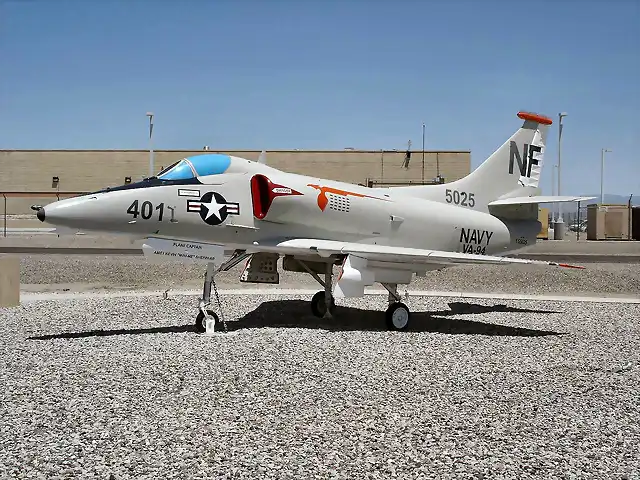 a-4f_skyhawk_01_of_77