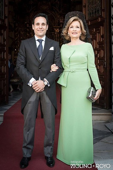 Vestidos y Peinados de Madrinas de Honor Castro del Rio