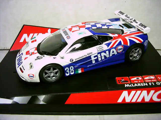 35 McLAREN F1 GTR FINA (NINCO) Ref 50273