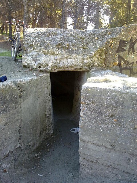 BUNKER ENTRADA BUNKER ENTRADA