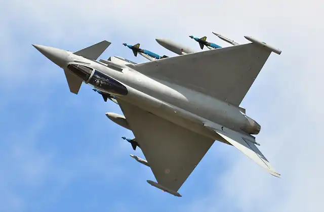 TYPHOON_7