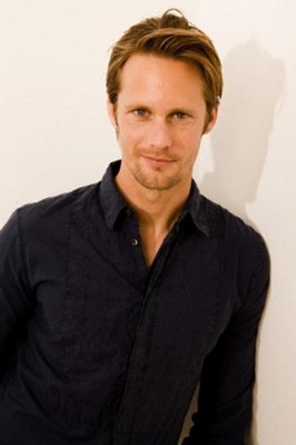 Alexander-Skarsg-rd-alexander-skarsgard-7963367-384-576-266x400