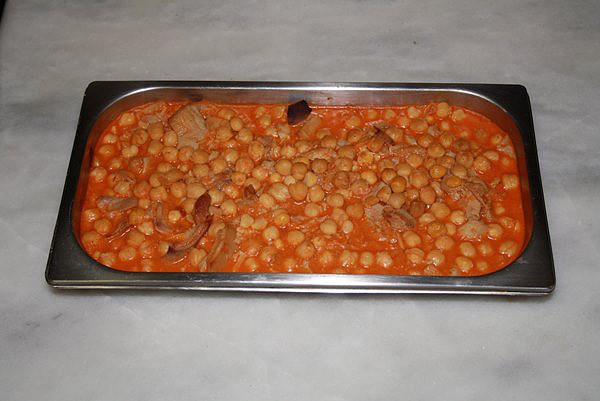 callos con garbanzos