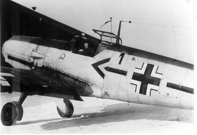 Bf 109E-1, Frankfurt-am-Main, January 1940