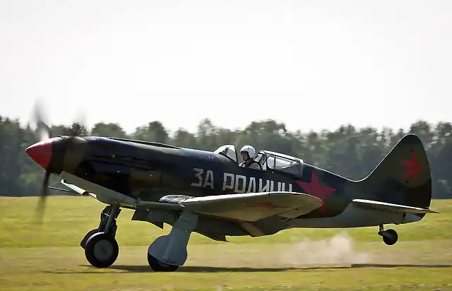 1200px-MiG-3_at_Mochishche