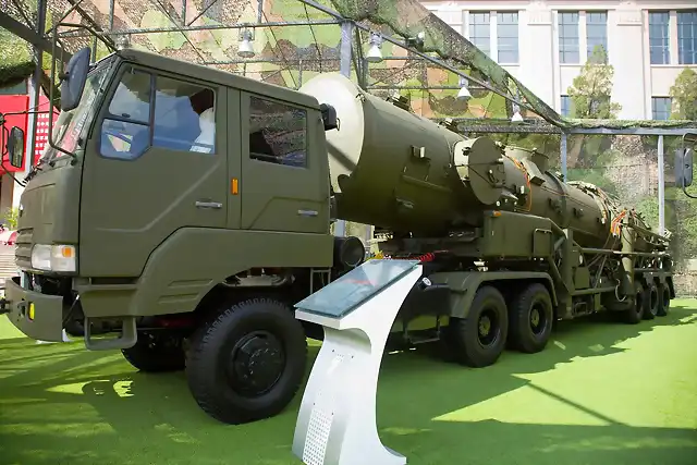 DF-21A_TEL_-_Chinese_Military_Museu