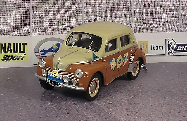 Renault 4CV 1062 - TdF'51 - Leblanc - Louis - estàtic 1 Renault 4CV 1062 - TdF'51 - Leblanc - Louis - estàtic 1