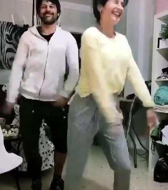Video Hugo IG 16-4-2018 (6) Video Hugo IG 16-4-2018 (6)