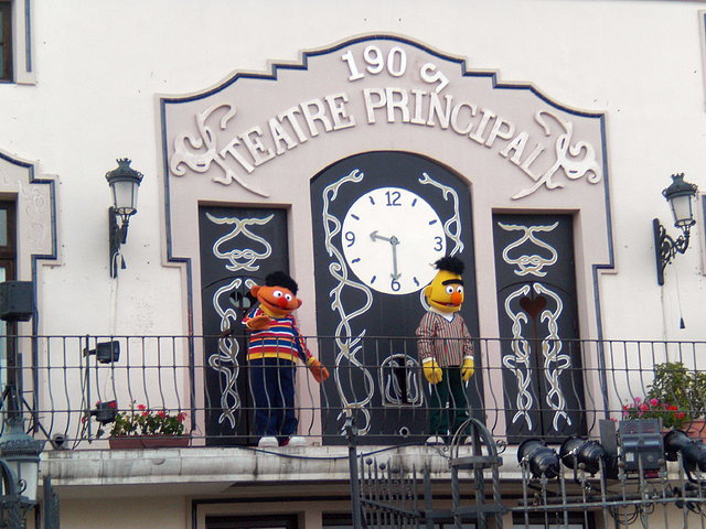 epi y blas en port aventura