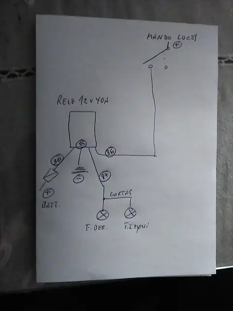 Rele Mando Luces - Esquema