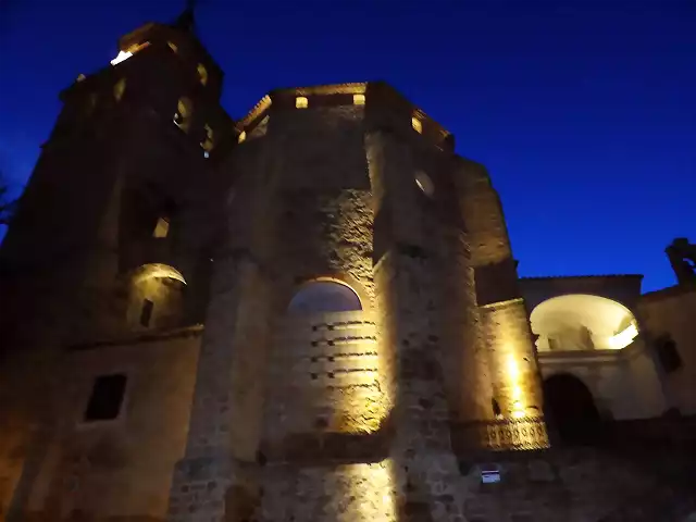 Catedral. Nocturna