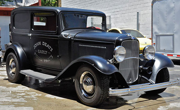 1932-Ford-Sedan-Delivery