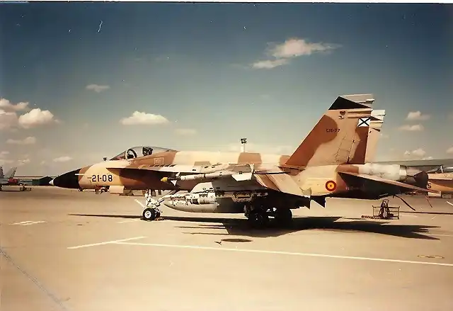 C.15-77 con AIM-9L